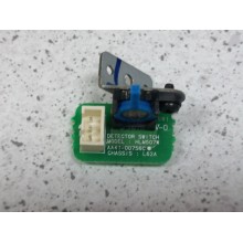 SAMSUNG LAMP DOOR SWITCH HLT7288W HLS6165W. BP91-01231A, AA41-00756C