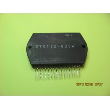 STK412-020A IC. 2 channels audio power amplifier. 150W + 150W