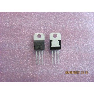 BDX53C TRANSISTOR Darlington NPN 100V 8A 3-Pin TO-220